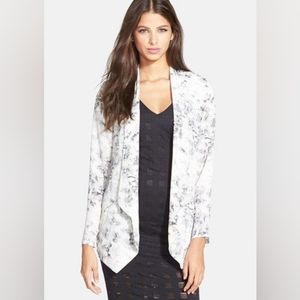 ASTR the Label Drape Front Watercolor Lightweight Blazer Size Small